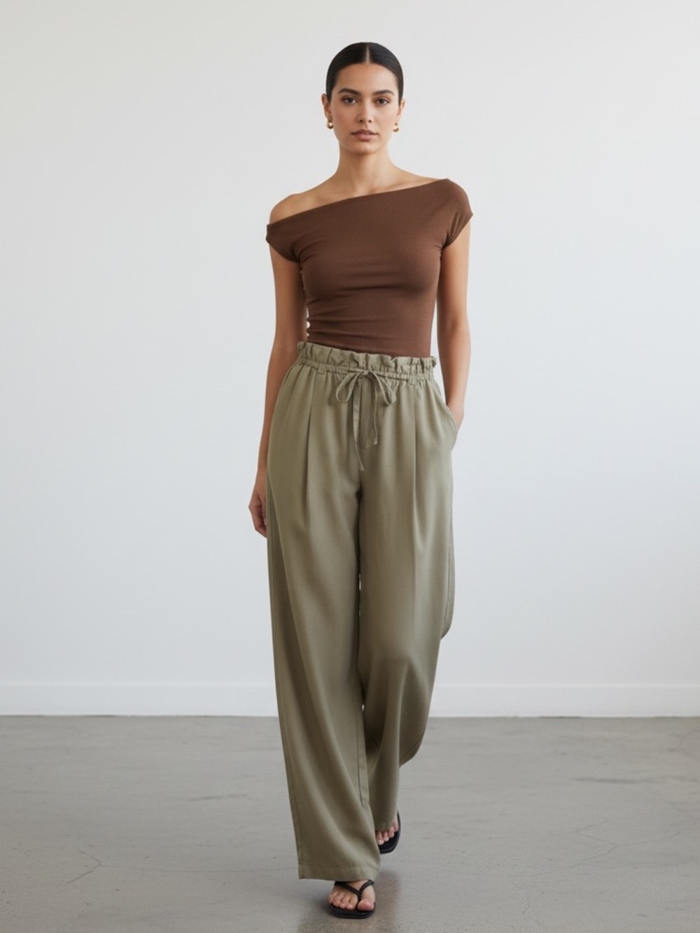 1513 • Olive Chambray Lyocell Soft Belted Stretch Waist Wide Leg Pocket Pants